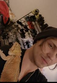 Bearded dragon selfie ideas and photos