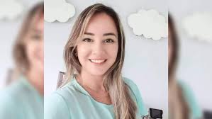 Já deve cheirar muito mal, porque há quatro dias que morreu. Apos Perder Os Pais Para A Covid 19 Medica Gravida Morre Por Causa Da Doenca No Parana Oeste E Sudoeste G1