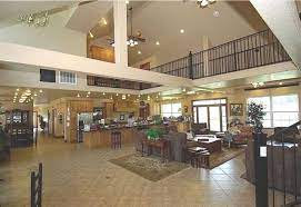 Huge House With Upstairs View Of Whole