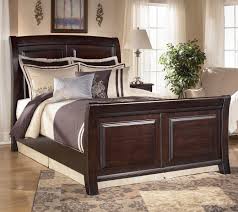 Ridgley King Sleigh Bed By Signature Design By Ashley Furniture Plattform Bett Dachboden Schlafzimmer Ideen Kleinmobel
