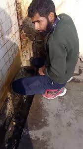 Spy Shower: Indian public urinal - video 3 - ThisVid.com