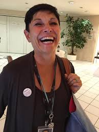 Meine langjährige TV-Promoterin Brigitte Schröder gestern an meinem  Merchandise-Stand...😂👍! Läuft. Just Fun. www.doob-3d.com Hinweis: Bei  Interesse an einer 3D-Figur von Thomas Anders