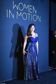 Submitted 6 days ago by tigresueno. Cannes Film Festival 2021 Salma Hayek Puts On A Busty Display In Blue Sequin Gown Geeky Craze