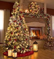 32 Gorgeous Ways To Decorate Your Living Room For Christmas Red Christmas Decor White Christmas Decor Silver Christmas Decorations