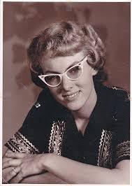 Lee Barela's Instagram, Twitter & Facebook