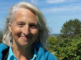 Citoyens et citoyennes à la rescousse de la biodiversité, l'exemple de la  Fiducie foncière du Mont-Pinacle