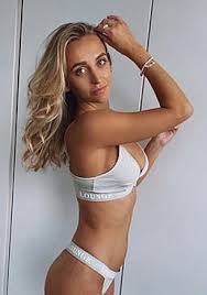 Buxomy police officer tiffany get off. Tiffany Watson Looks Sensational As She Sizzles In A Busty Bra And Matching Thong Broread Com