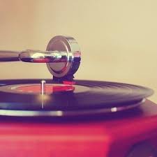Http Newmusic Mynewsportal Net Hey Mr Dj Put A Record On I Wanna Dance With My Baby Play That Funky Music Songs Vintage Love