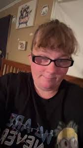 Lea Sexton's Instagram, Twitter & Facebook