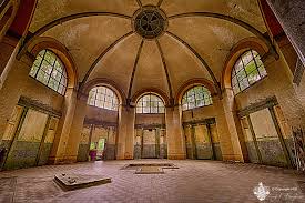 Die 6 bilder unten sind die räume / flure 22, 21 und 12. Beelitz Heilstatten Fuhrungen Baumkronenpfad Mit Fototouren