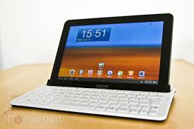 We had a chance to play around with its keyboard dock and to be honest, it looks like samsung took the keyboard of the galaxy tab 10.1 and swapped it with a docking station for the chief problem is that the keyboard is wider than the 8.9 galaxy tab, which makes the overall setup look a bit weird. Samsung Galaxy Tab 10 1 Keyboard Dock Aivanet