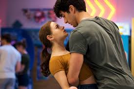 The kissing booth 3 is an upcoming american teen romantic comedy film directed by vince marcello, from a screenplay by marcello and jay arnold. The Kissing Booth A Third Netflix Movie Is On The Way Already Shot