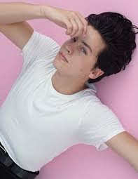 Pin De Rebul A En Cole Celebridades Famosos Lindos Chicos Guapos