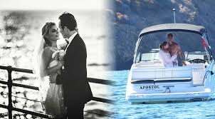 10 yıl sonra ise ekranlara transfer olan ve 5 sene televizyonda çeşitli projelerle yer aldı. Sok Iddia Burcu Basoglu Ailesine Fotograf Gosterip Hazir Olun Demis Murat Basoglu Nun Yasak Aski Burcu Basoglu Kimdir Magazin Haberleri