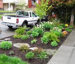 Small Seattle Garden With Big Impact Garden Yard Ideas Sidewalk Landscaping Front Yard Landscaping