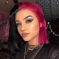 Peruvian Hair Half Fuchsia And Half Black Color Straight Lace Front Bob Wig Coloracion De Cabello Ideas De Cabello Tenido Pelo Tenido De Colores