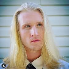 Mariah Pratt's Instagram, Twitter & Facebook