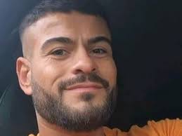 Fundraiser for Danielle Ratcliffe by Stephen Hyde : Dandy