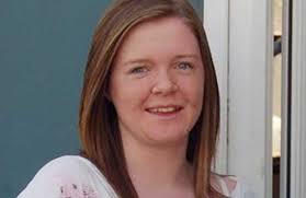 Lois Preston's Instagram, Twitter & Facebook