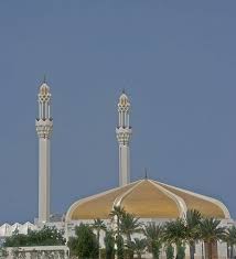 Al Asr والعصر إن الإنسان لفي خسر الا الذين امنوا وعملوا الصالحات وتواصوا بالحق وتواصوا بالصبر Architecture Cn Tower Tower
