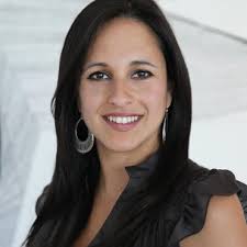 Michelle López (@mlopezARTz)