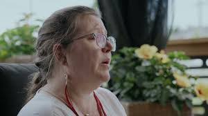 Karen Bisson's Instagram, Twitter & Facebook