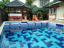 Villa ini bisa jadi pilihan untuk anda yang mencari sewa villa di puncak ada kolam renang pribadi 3 kamar tidur dengan harga paling murah di tahun ini. Sewa Villa Di Puncak Villa Arjuna 4 Kamar Ada Kolam Renang Pribadi