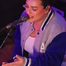 One of my intentions in 2025 is to bring back my live streams 🎥 when I  released Sweet Side, I simultaneously had the Sweet Side Show where I'd  play some of the