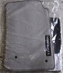 New 2005 2011 Toyota Tacoma Gray Double Cab Floor Mats 4 Pc Set Pt2063510213 2011 Toyota Tacoma Toyota Tacoma Tacoma