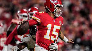 Chiefs' Patrick Mahomes says he's sore but OK after hurting ankle in win  over Bucs – KGET 17