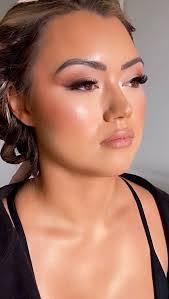 Jackie Riley's Instagram, Twitter & Facebook