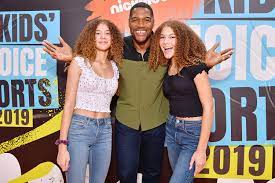 The player got married again but wanda remained unmarried because she wanted to nurture her kids instead of getting tied in a relationship. Michael Strahan S Ups And Downs With Ex Wife Jean People Com