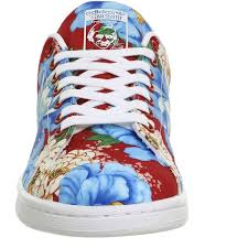 Havaianas slim floral flip flop shoes (115 brl) ❤ liked on polyvore featuring shoes, sandals, flip flops, floral sandals, flower pattern shoes, floral print sandals, rubber shoes and rubber sandals. Adidas Stan Smith Trainers Power Red Floral 90 Liked On Polyvore Featuring Shoes Sneakers Red Trainers Stan Smith Trainers Red Trainers Floral Sneakers