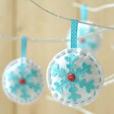 Molde Para Hacer Esferas Navidenas De Fieltro05 Christmas Crafts Xmas Crafts Christmas Diy