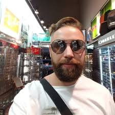 Ezio Sarvucci (@ESarvucci)