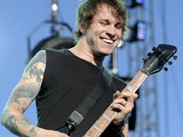 Tom Gabel Or Now Laura Jane Grace Reality Tv Shows Latest Music Videos Music Videos