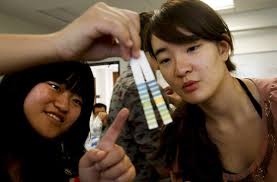 UCLA students dig into the physics of food