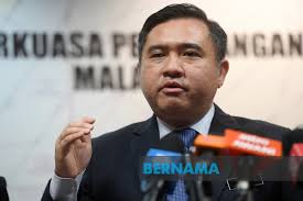 Anthony loke yang kata melayu celaka, (polis antirusuhan) fru celaka. Bernama Consider Consolidation To Strengthen Shipbuilding Industry Anthony Loke