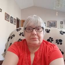 Crow World The Raven Seat Armchair...yay or nay??