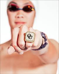 Teamwork makes the dream work ➡️ 2025-2026 Golden Grizzly Squad 🐻 #oupride