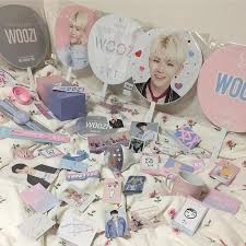 14.10.2021 · kpop trong những năm gần đây đã xuất hiện không ít nhóm nữ được truyền thông và khán giả ưu ái gọi bằng biệt danh nhóm nhạc toàn visual khi tất cả các thành viên đều sở hữu nhan sắc nổi bật, tiêu biểu trong số này có thể kể đến twice hay stayc.thế nhưng bên cạnh đó, số lượng nhóm nam sở hữu biệt. Pin By Superweenie On Carat Life Seventeen Woozi Woozi Carat Seventeen