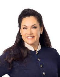 Jan Pogue's Instagram, Twitter & Facebook