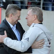 Horst hrubesch als interimstrainer der frauen ist kein rückschritt. Dfb Frauen Horst Hrubesch Verabschiedet Sich In Den Ruhestand