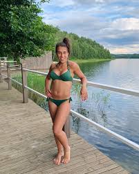 Zwycięstwo kowalkiewicz przez poddanie w 1. Bikiniallday Joanna Jedrzejczyk Facebook
