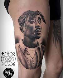 Nile1 commented over 9 years ago: Tupac Shakur Portrait Tattoo Portrat Tatowierungen Hip Hop Tattoo Tattoo Und Piercing