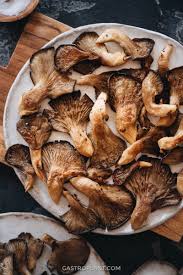 1 tbsp butter (echire butter works best) a pinch of salt. Roasted Oyster Mushrooms Gastroplant