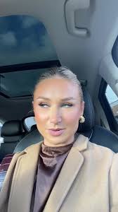 BROWN SUGAR SHAKEN ESPRESSO WITH PEPPERMINT COLD FOAM 🤤🤤🤤 #AEHolidayCard  #AmazonSavingSpree #PetSmartMadeMeBuyIt #starbucks #starbucksdrinks