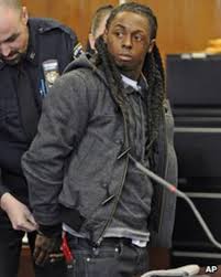 After being charged for the murder of rapper savage boosie, lil loaded has confirmed that he has since been released from prison. Rapper Lil Wayne Is Released From Prison In New York Bbc News