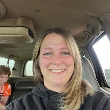 Can I see pics of unique feeders for treats?