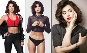 Nesrin cavadzade also took acting lessons at sahika tekand studio oyunculari for 2 years. Nesrin Cavadzade Bombasi Evleniyor Yerelin Gundemi